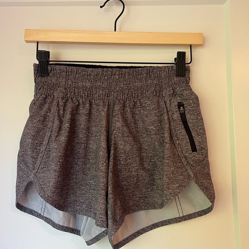 Lululemon Tracker Shorts - 4, Gray
